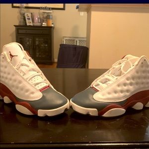 Retro Jordan 13s size 5Y